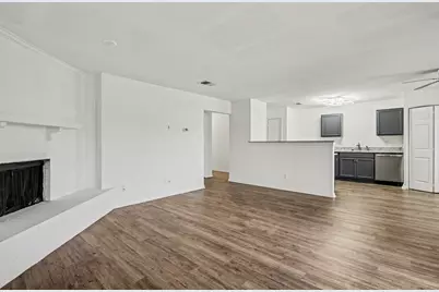 524 Cole Avenue, Saginaw, TX 76179 - Photo 6