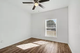 524 Cole Ave, Saginaw, TX 76179 - Photo 18