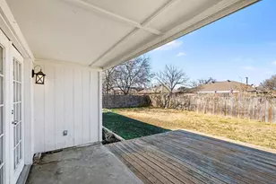 524 Cole Ave, Saginaw, TX 76179 - Photo 22