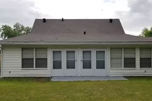 758 Briarwood Ln, Hurst, TX 76053 - Photo 8
