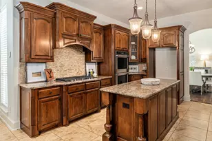 2209 Lady Cornwall Dr, Lewisville, TX 75056 - Photo 12