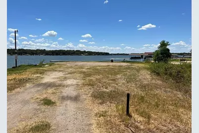 145 Kiowa Drive, Mabank, TX 75156 - Photo 14