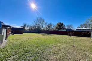 103 Division St, Lone Oak, TX 75453 - Photo 32