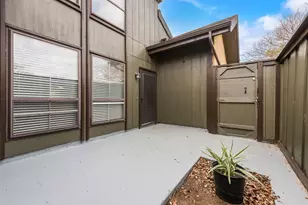 4622 Country Creek Dr, Dallas, TX 75236 - Photo 12
