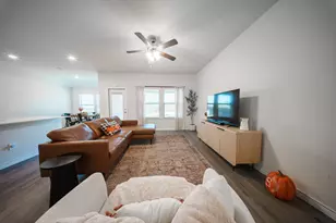 9913 Autumn Leaves Ln, Aubrey, TX 76227 - Photo 12