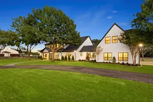 4045 S Bonnie Brae St, Argyle, TX 76226 - Photo 2