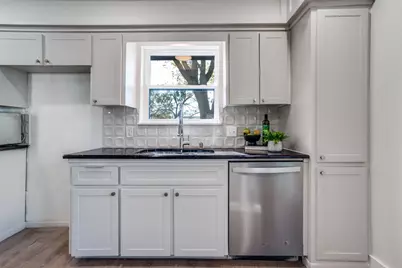 203 W 2nd Street, Dodd City, TX 75438 - Photo 12