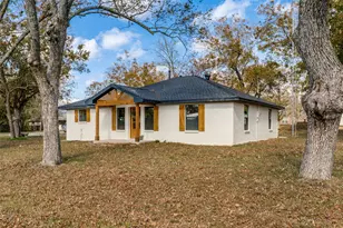 203 W 2nd St, Dodd City, TX 75438 - Photo 2