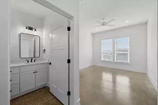 102 Cardinal Woods Ct, Granbury, TX 76049 - Photo 26