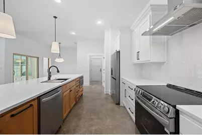 102 Cardinal Woods Court, Granbury, TX 76049 - Photo 14