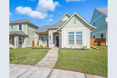 102 Cardinal Woods Court, Granbury, TX 76049 - Photo 2