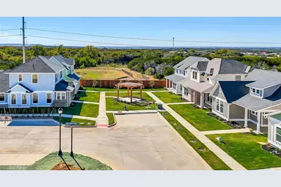 102 Cardinal Woods Court, Granbury, TX 76049 - Photo 34