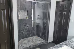 3120 Longbow Dr, Grand Prairie, TX 75052 - Photo 16