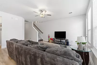 6829 Joelene Rae Drive, Arlington, TX 76001 - Photo 10