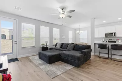 6829 Joelene Rae Drive, Arlington, TX 76001 - Photo 8