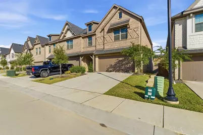 6829 Joelene Rae Drive, Arlington, TX 76001 - Photo 2