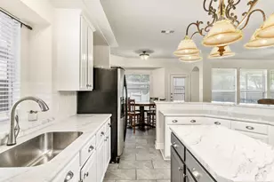 7121 Raintree Way, Denton, TX 76210 - Photo 4