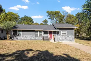 120 Memorial Dr, Gun Barrel City, TX 75156 - Photo 1