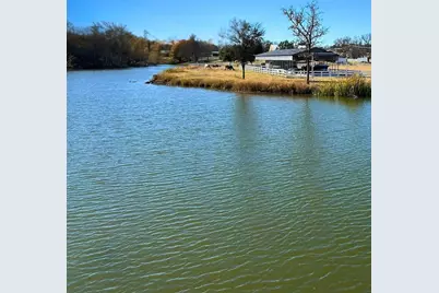 2812 Lucky Pepper Drive, Cresson, TX 76035 - Photo 2