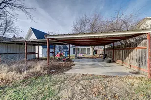 308 Cooke St, Nocona, TX 76255 - Photo 22