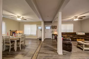 308 Cooke St, Nocona, TX 76255 - Photo 8