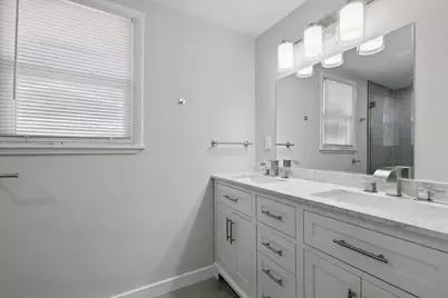 11382 Rupley Lane, Dallas, TX 75218 - Photo 10