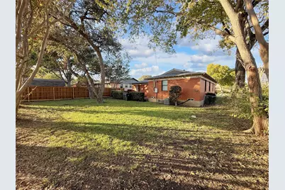 822 Bandera Lane, Garland, TX 75040 - Photo 24