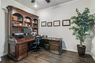 1165 Chartres St, Oak Ridge, TX 75142 - Photo 20