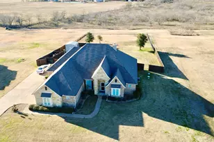 1165 Chartres St, Oak Ridge, TX 75142 - Photo 1