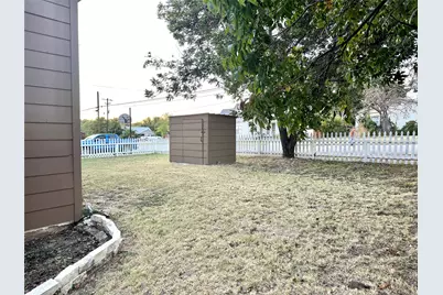 1211 Hutchings Street, Goldthwaite, TX 76844 - Photo 34