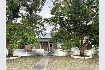 1211 Hutchings Street, Goldthwaite, TX 76844 - Photo 2