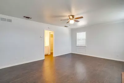 1900 Sutter Street #C, Fort Worth, TX 76107 - Photo 10