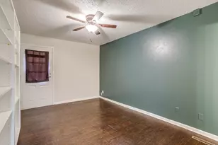 1900 Sutter St, Fort Worth, TX 76107 - Photo 12