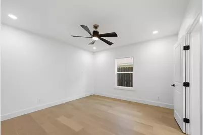 710 S Glasgow Drive, Dallas, TX 75223 - Photo 14