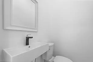 710 S Glasgow Dr, Dallas, TX 75223 - Photo 20