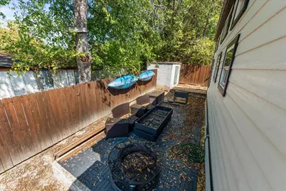 202 Choctaw Trail, Whitney, TX 76692 - Photo 20