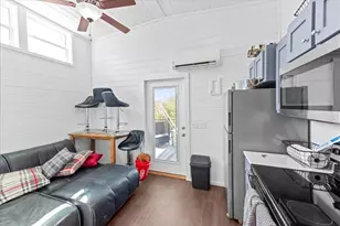 202 Choctaw Trail, Whitney, TX 76692 - Photo 6