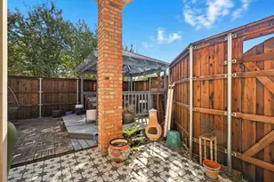 900 McCoy Dr, Irving, TX 75062 - Photo 34