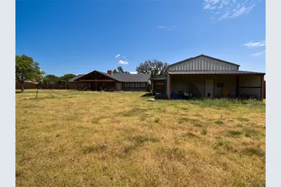 700 Arapaho Drive, Tioga, TX 76271 - Photo 32