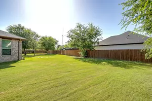 12558 Beasley Ct, Fort Worth, TX 76126 - Photo 24