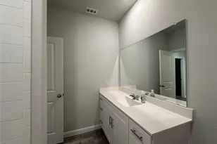 413 Passenger, Fort Worth, TX 76131 - Photo 30