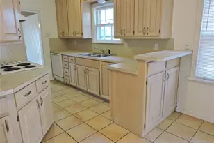 3425 Westcliff Rd S, Fort Worth, TX 76109 - Photo 8