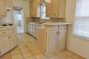 3425 Westcliff Rd S, Fort Worth, TX 76109 - Photo 6