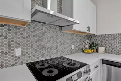 705 E Hanna Street, Denison, TX 75021 - Photo 8