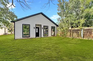 705 E Hanna St, Denison, TX 75021 - Photo 26