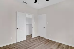 705 E Hanna St, Denison, TX 75021 - Photo 20