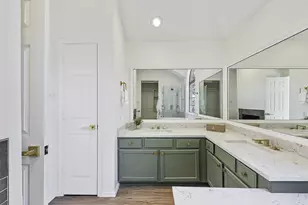 823 Shady Brook Ln, Cedar Hill, TX 75104 - Photo 18