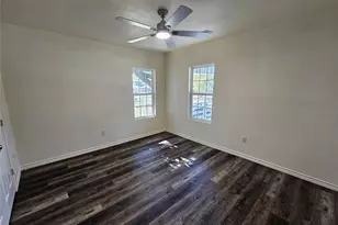 510 S Waco St, Groesbeck, TX 76642 - Photo 10