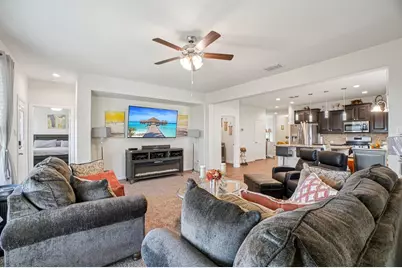 2606 Sunburst Drive, Glenn Heights, TX 75154 - Photo 6