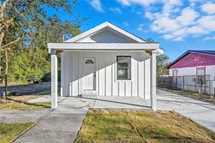 2108 Stevens St, Greenville, TX 75401 - Photo 2
